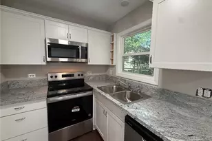3229 Vanderbilt Ln NW, Atlanta, GA 30318 - Photo 12