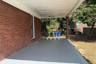 3229 Vanderbilt Ln NW, Atlanta, GA 30318 - Photo 6