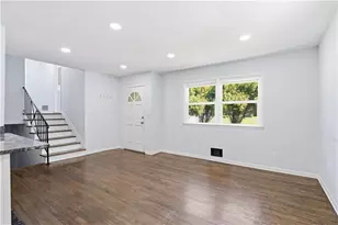 3589 Eisenhower Circle, Atlanta, GA 30354 - Photo 6