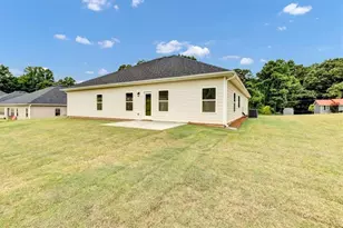 313 Angela Ave, Bowdon, GA 30108 - Photo 38