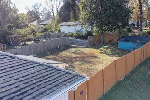 359 Mathewson Pl SW, Atlanta, GA 30310 - Photo 18