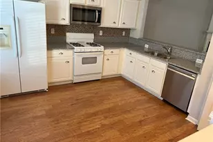 2010 Whitestone Pl, Alpharetta, GA 30005 - Photo 4