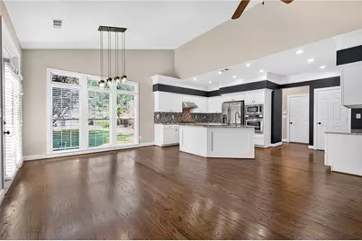 7670 Bellemont Ridge, Johns Creek, GA 30097 - Photo 16