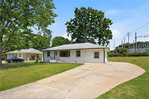 1902 Mural Cir, Morrow, GA 30260 - Photo 2