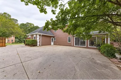 2374 Battle Forest Dr SW, Marietta, GA 30064 - Photo 6