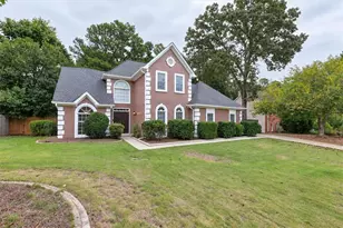 2374 Battle Forest Dr SW, Marietta, GA 30064 - Photo 2