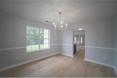 7009 Brecken Trace, Lithonia, GA 30058 - Photo 6