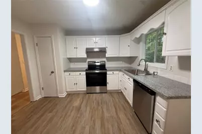 5959 Simone Drive, Stone Mountain, GA 30087 - Photo 8