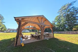 3020 Raymonds Dr, Loganville, GA 30052 - Photo 4