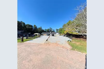 3020 Raymonds Drive, Loganville, GA 30052 - Photo 8
