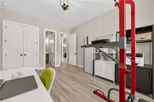 6585 Creekview Cir, Johns Creek, GA 30097 - Photo 8