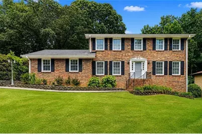 1683 Oak Ridge Circle SW, Stone Mountain, GA 30087 - Photo 2