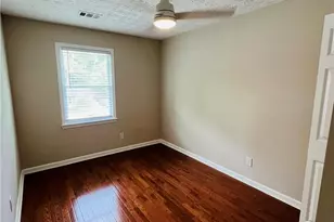 2237 Scotty Cir, Decatur, GA 30032 - Photo 12