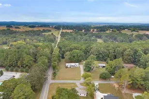 106 Webb Dr NE, Calhoun, GA 30701 - Photo 26