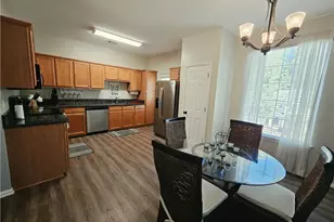 410 Rosewood Ln, Newnan, GA 30263 - Photo 4