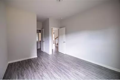 352 Newshaw Drive, Lawrenceville, GA 30046 - Photo 14