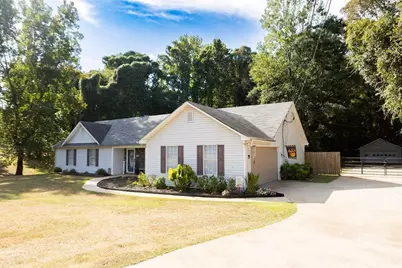 160 Eastwood Forest, Covington, GA 30014 - Photo 2