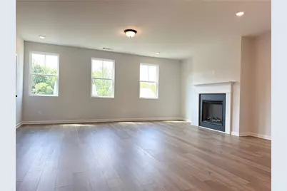 3640 Willow Glade Trail, Lawrenceville, GA 30043 - Photo 10