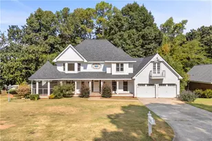 667 Michelle Ct, Lawrenceville, GA 30044 - Photo 4