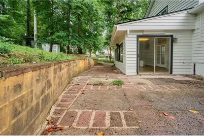 4960 Cold Springs Drive NW, Lilburn, GA 30047 - Photo 36
