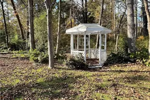 1081 Colony Dr, Alpharetta, GA 30009 - Photo 12