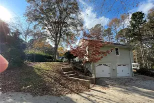 1081 Colony Dr, Alpharetta, GA 30009 - Photo 14