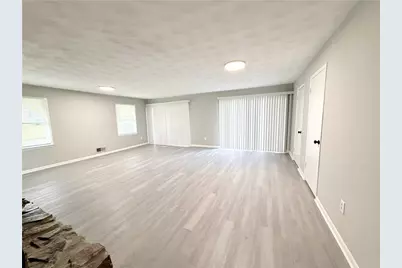 490 Tall Deer Drive, Fairburn, GA 30213 - Photo 8
