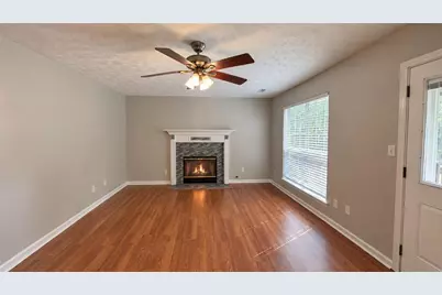 20 Bartlett Drive, Sharpsburg, GA 30277 - Photo 10