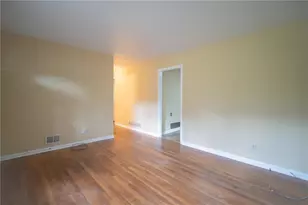 5565 Bowers Rd, Stone Mountain, GA 30087 - Photo 6