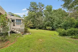 1694 Bent River Dr SW, Lilburn, GA 30047 - Photo 36