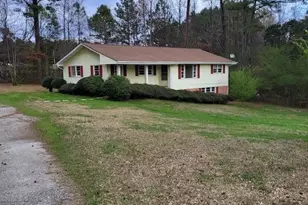 620 Greenwood Acres Dr, Cumming, GA 30040 - Photo 1