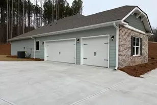 885 Eagle Hts Dr, Maysville, GA 30558 - Photo 4