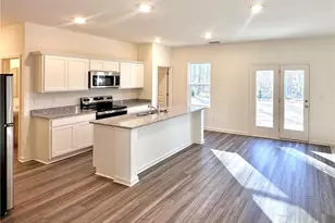 394 Champions Blvd, Dallas, GA 30157 - Photo 4