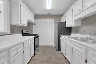 2401 Country Park Dr SE, Smyrna, GA 30080 - Photo 10