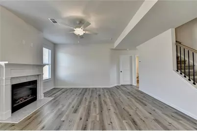 646 Rodeo Drive, Auburn, GA 30011 - Photo 12