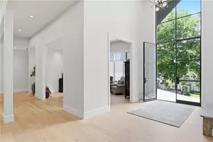 610 Club Ln SE, Marietta, GA 30067 - Photo 2