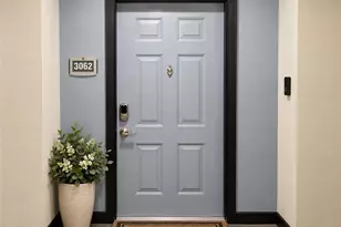 390 17th Street NW, Atlanta, GA 30363 - Photo 2