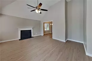 320 Jamaica Cove SW, Marietta, GA 30008 - Photo 2