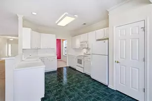 301 Singing Brook Ln, McDonough, GA 30253 - Photo 24