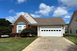 301 Singing Brook Ln, McDonough, GA 30253 - Photo 4