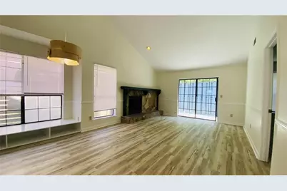 875 Heritage Oaks Drive, Stone Mountain, GA 30088 - Photo 2