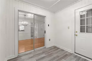1500 Oakridge Ct, Decatur, GA 30033 - Photo 14