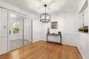 1500 Oakridge Ct, Decatur, GA 30033 - Photo 8