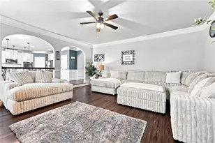 612 Baffling Ln, Fairburn, GA 30213 - Photo 8