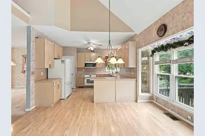 305 Deer Cliff Cove, Lawrenceville, GA 30043 - Photo 26