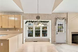 305 Deer Cliff Cove, Lawrenceville, GA 30043 - Photo 20