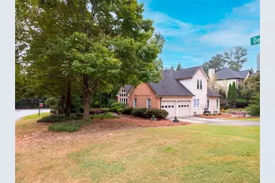 305 Deer Cliff Cove, Lawrenceville, GA 30043 - Photo 2