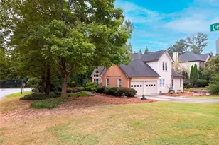 305 Deer Cliff Cove, Lawrenceville, GA 30043 - Photo 2