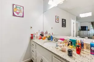 6946 Cedar Dr, Riverdale, GA 30296 - Photo 14