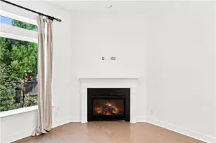201 Floral Valley Dr, Woodstock, GA 30188 - Photo 24
